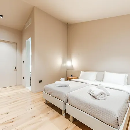 Jerina Mansion By Pikhost Villa *