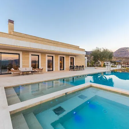 Jerina Mansion By Pikhost Villa *