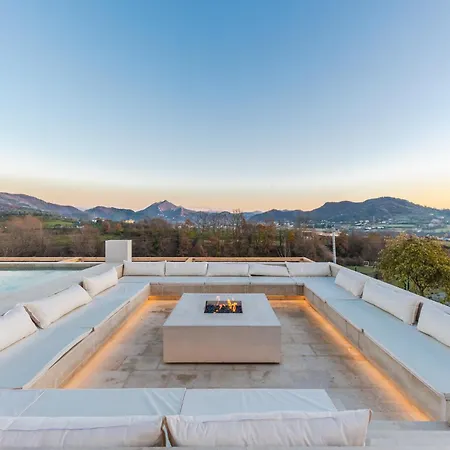 Villa Jerina Mansion By Pikhost Tirana