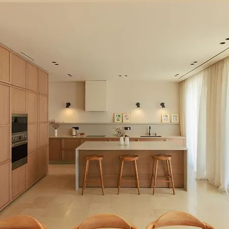 Villa Jerina Mansion By Pikhost *