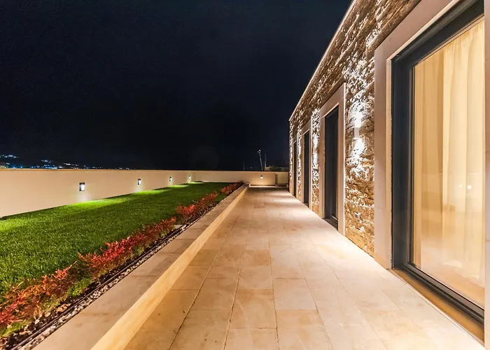 Villa Jerina Mansion By Pikhost Tirana