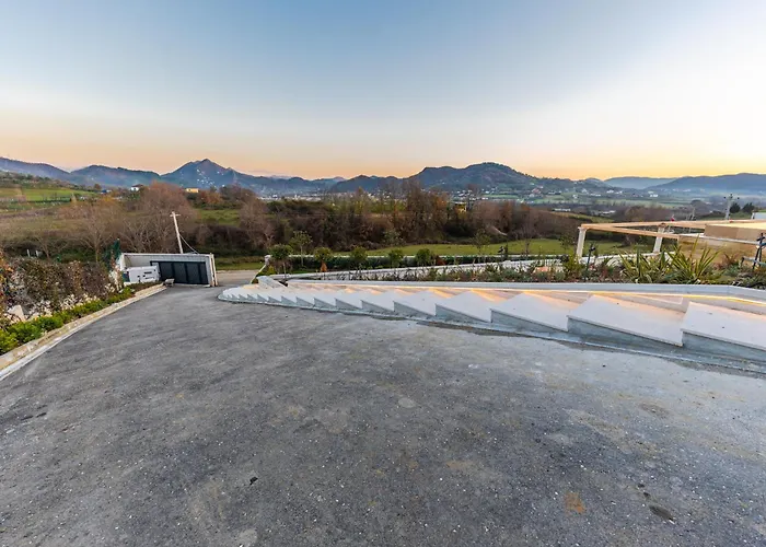 Villa Jerina Mansion By Pikhost *